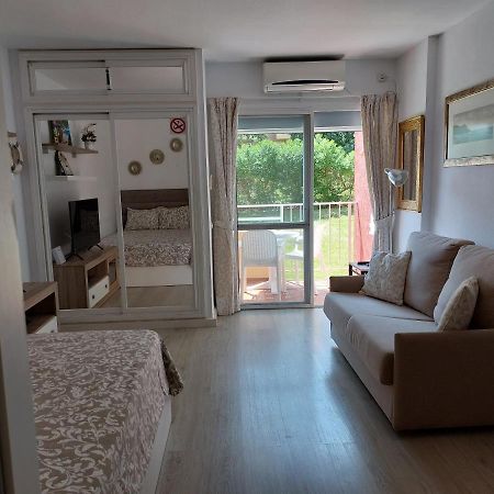 Minerva Apartment เบนัลมาเดนา ภายนอก รูปภาพ