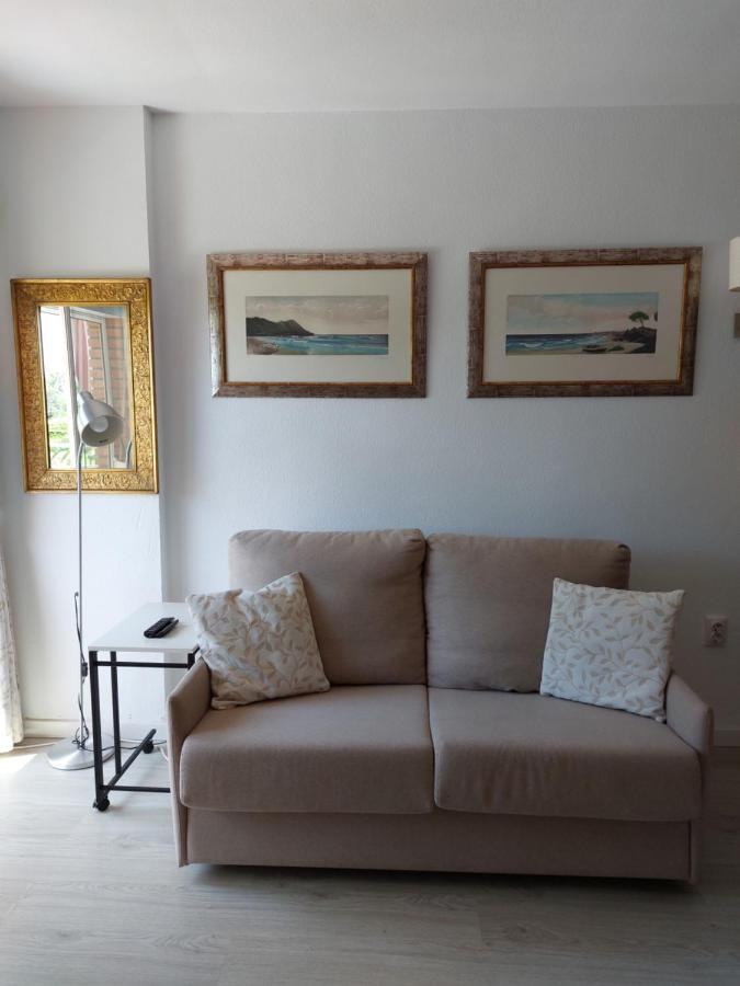 Minerva Apartment เบนัลมาเดนา ภายนอก รูปภาพ